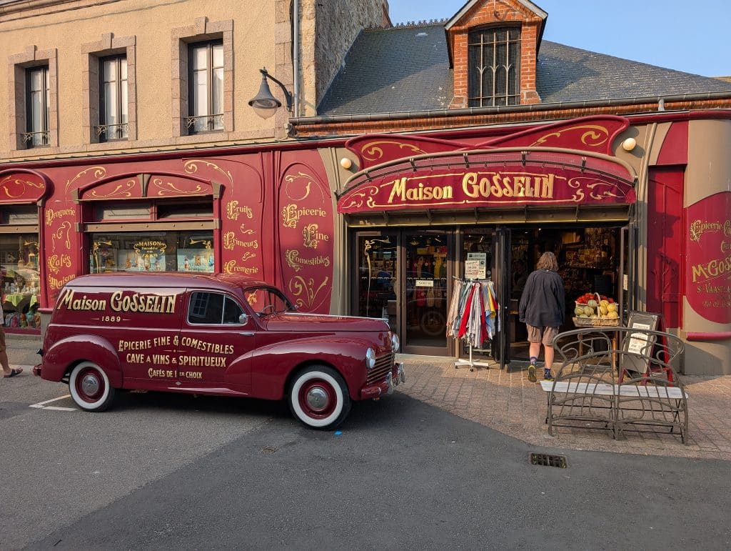 The famous delicatessen, Maison Gosselin